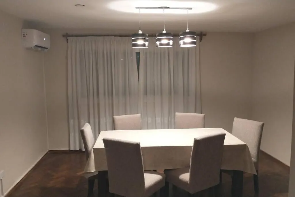 Bonito Departamento Frontal En Zona Residencial - Mendoza Apartment 0*,  Argentina